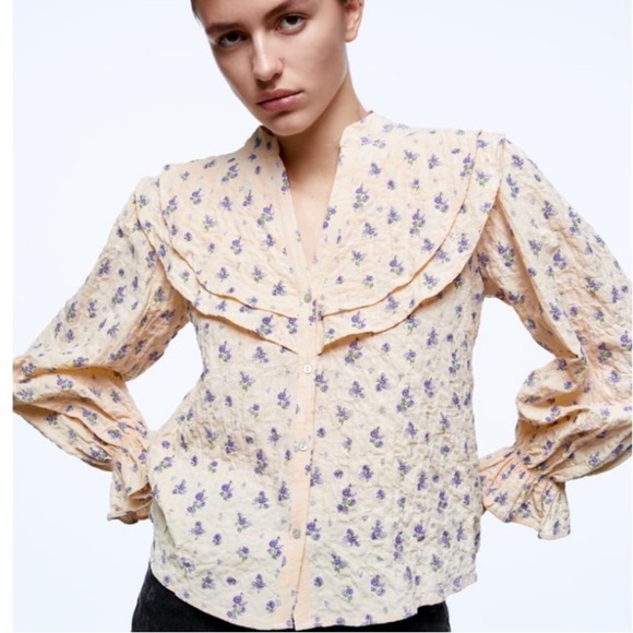 Zara Tops - ZARA Ruffle Blouse ditsy Floral Print size medium cottage core modest bohemian